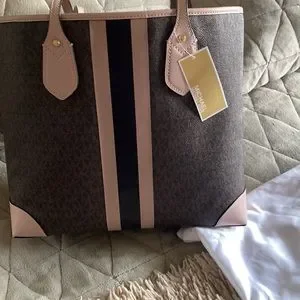 Michael Kors | Accessories | Brand New Michael Kors Bag  display picture 1